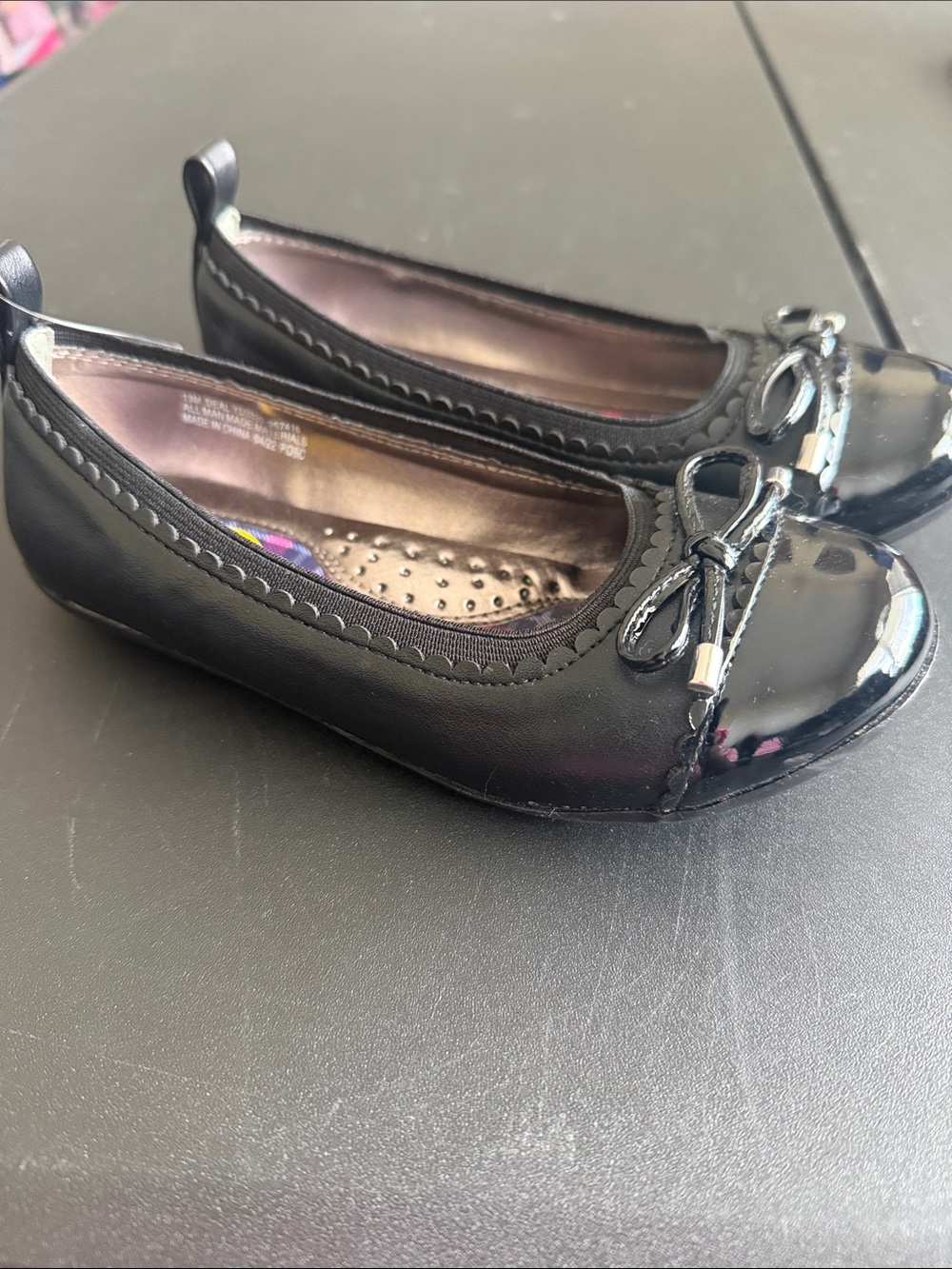 London Fog Girls' Black Patent Ballet Flats with Decorative Bow